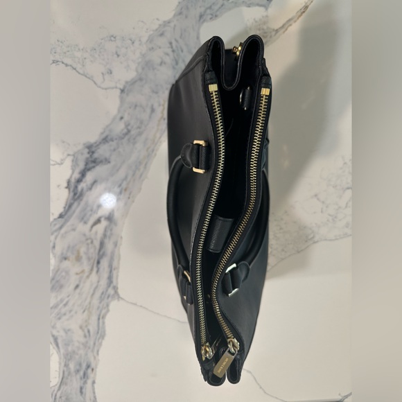 Michael Kors Purse with Crossbody Strap EUC - Picture 5 of 11